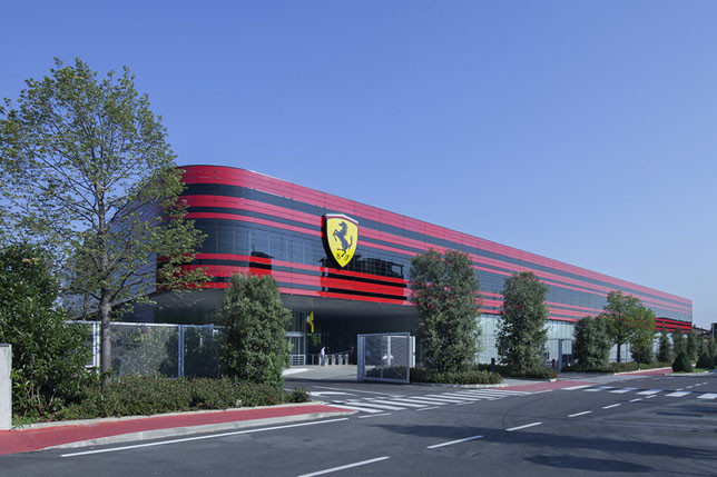 FIA nekontroliuoja vasaros pertraukos taisyklių