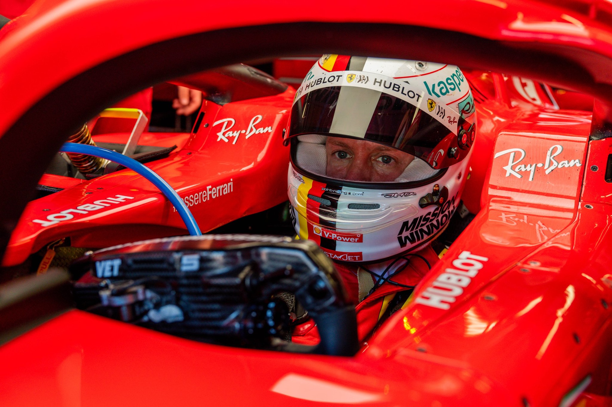 S. Vettelis: norėčiau, kad lenktynėse dalyvautų ir sirgaliai