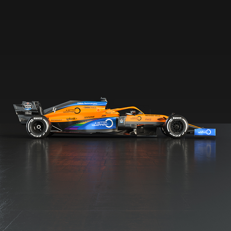 „McLaren“ pakoregavo bolido išdažymą