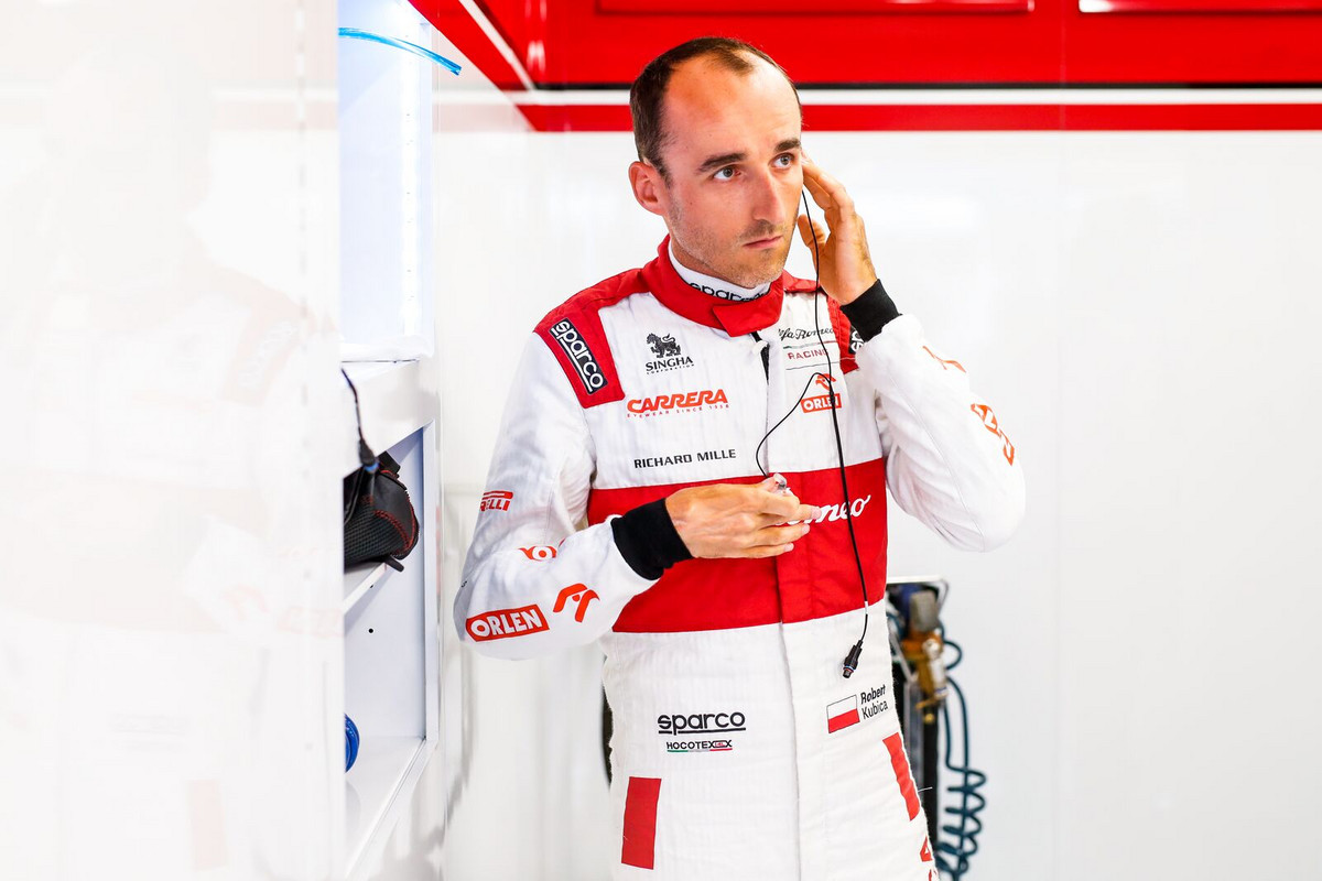 R. Kubica lieka „Alfa Romeo“