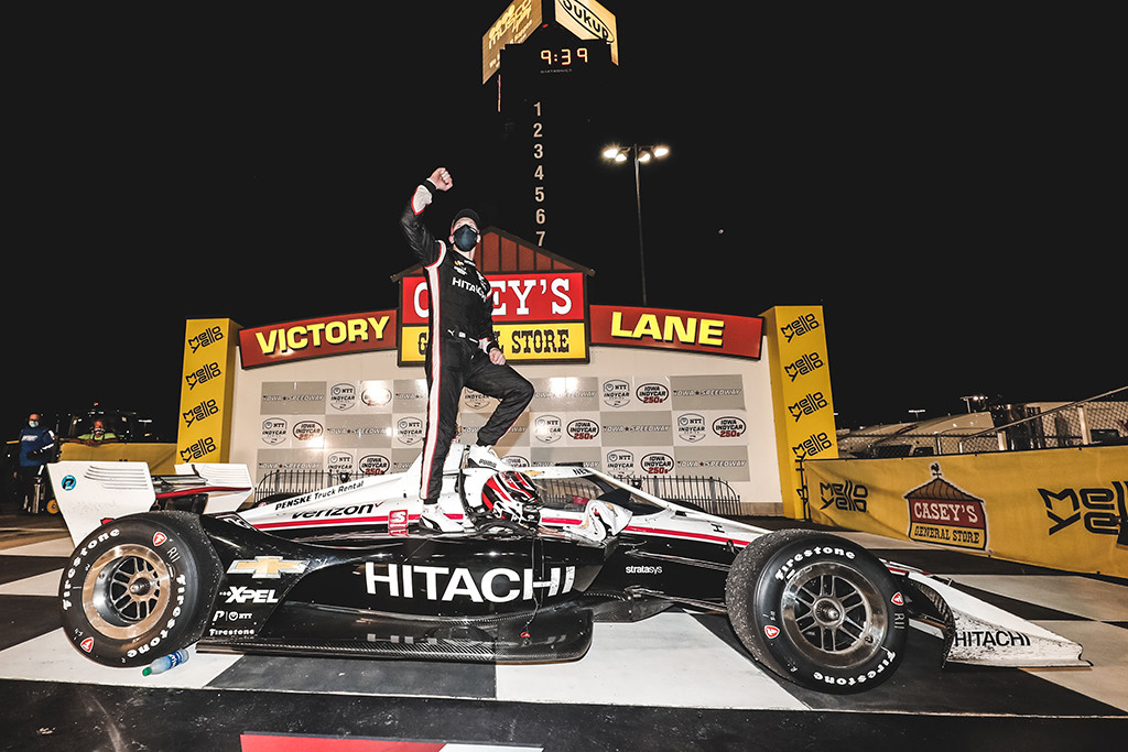 IndyCar. Ajovoje - antroji iš eilės „Penske“ komandos pergalė