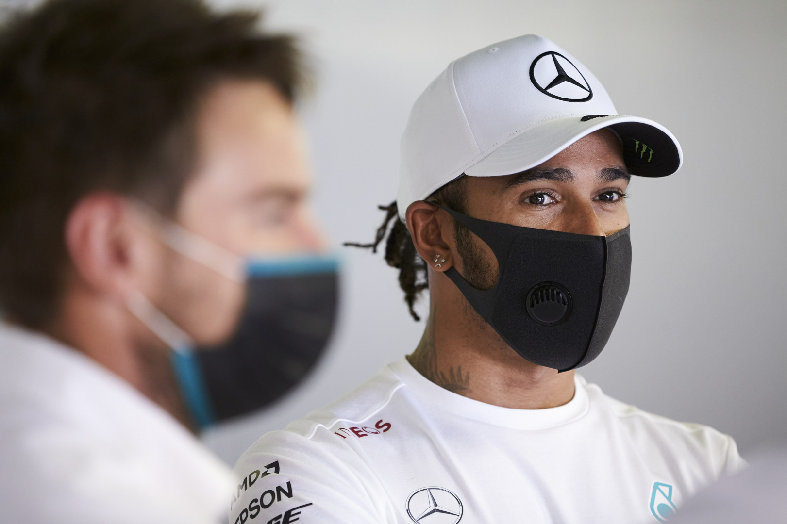 L. Hamiltonas ketina išbandyti savo komandos automobilį