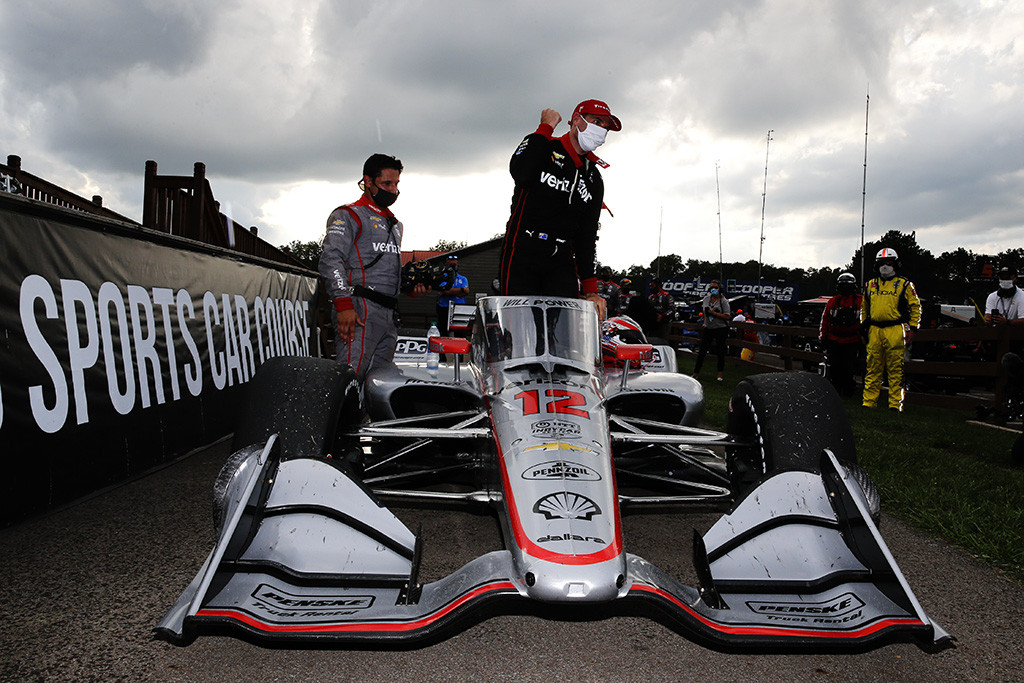 IndyCar. W. Poweris dominavo Mid-Ohajuje vykusiose lenktynėse