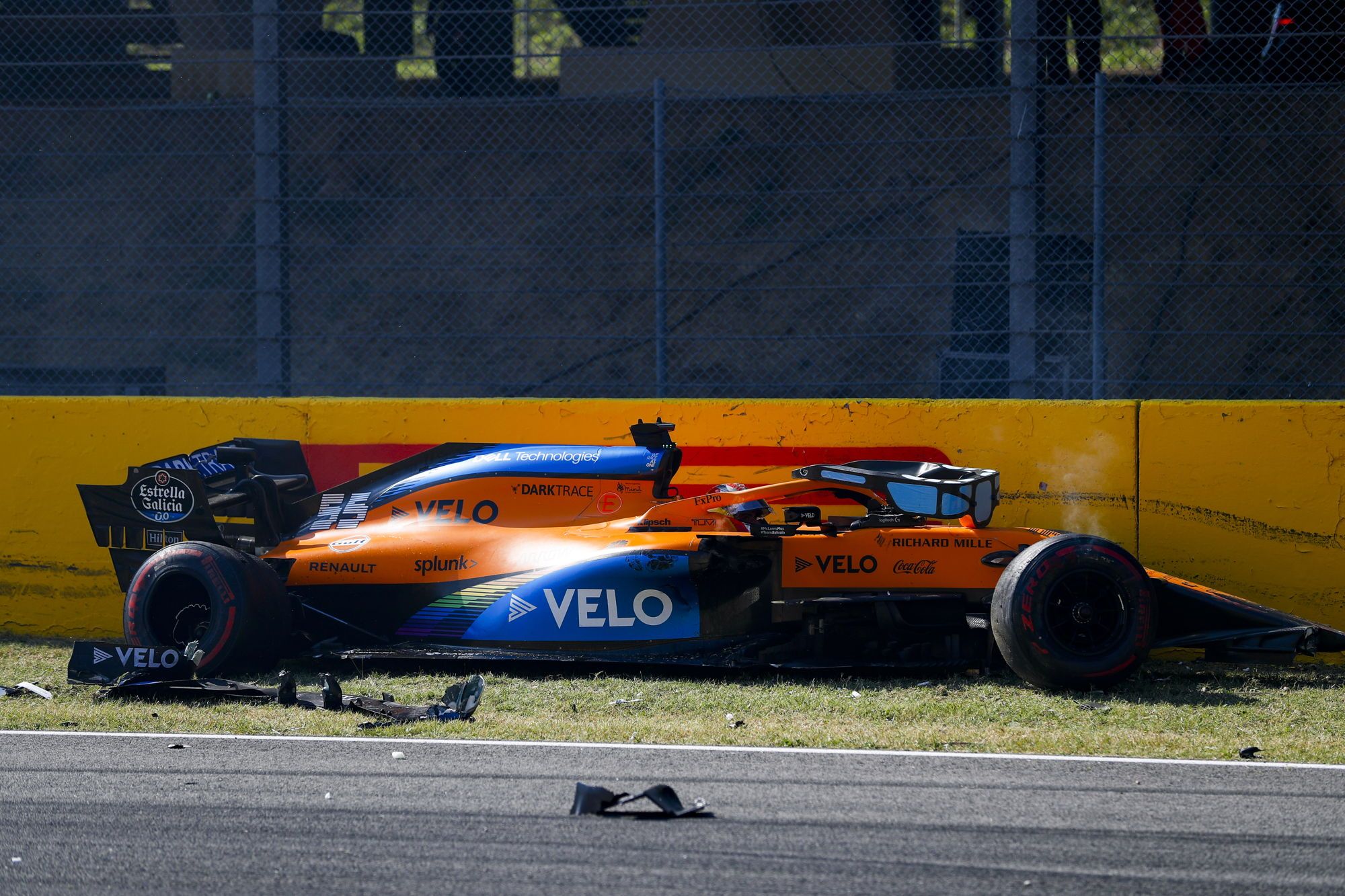„McLaren“ bolidas yra labai jautrus vėjui