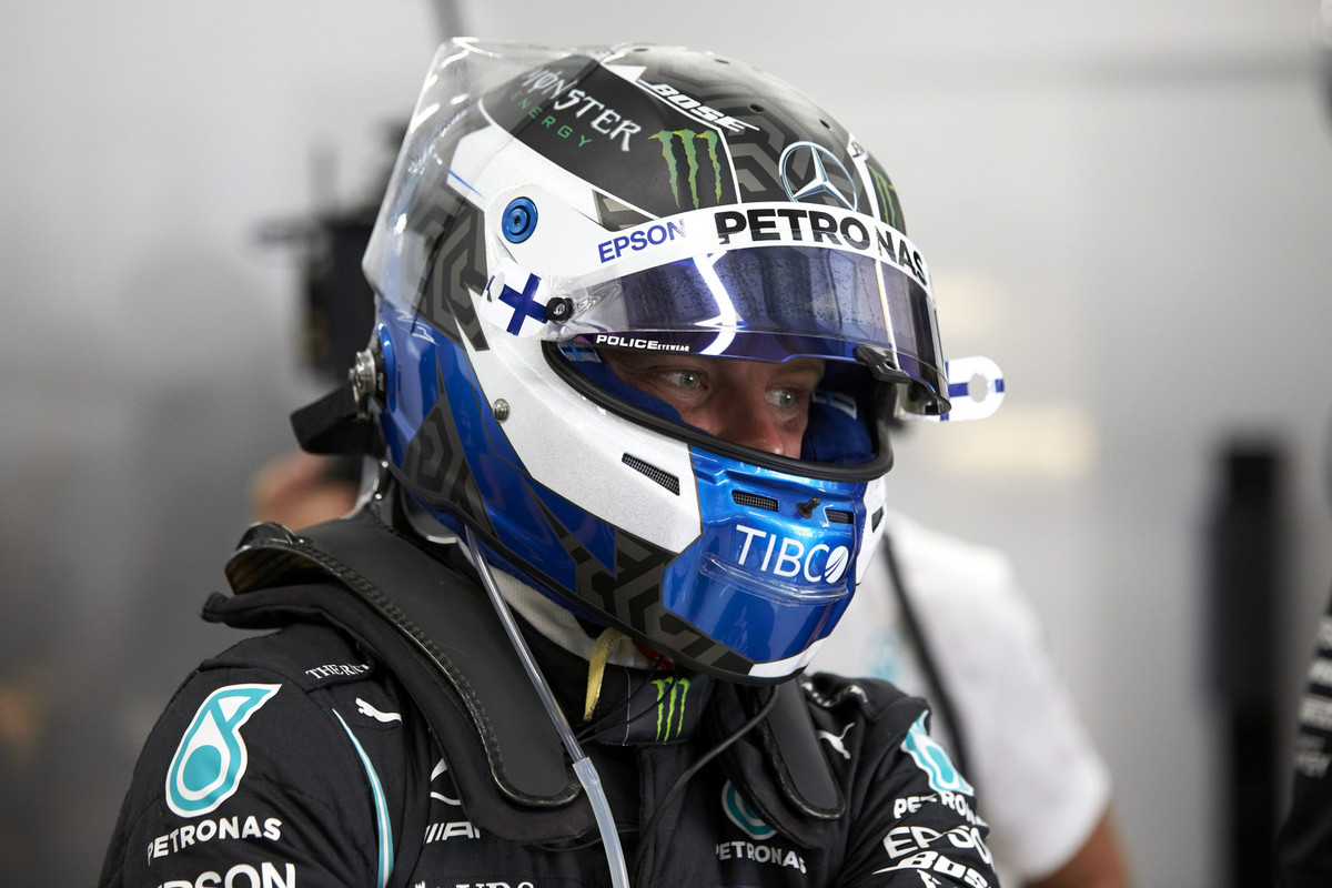 V. Bottas negali paaiškinti, kodėl greičiu neprilygo L. Hamiltonui
