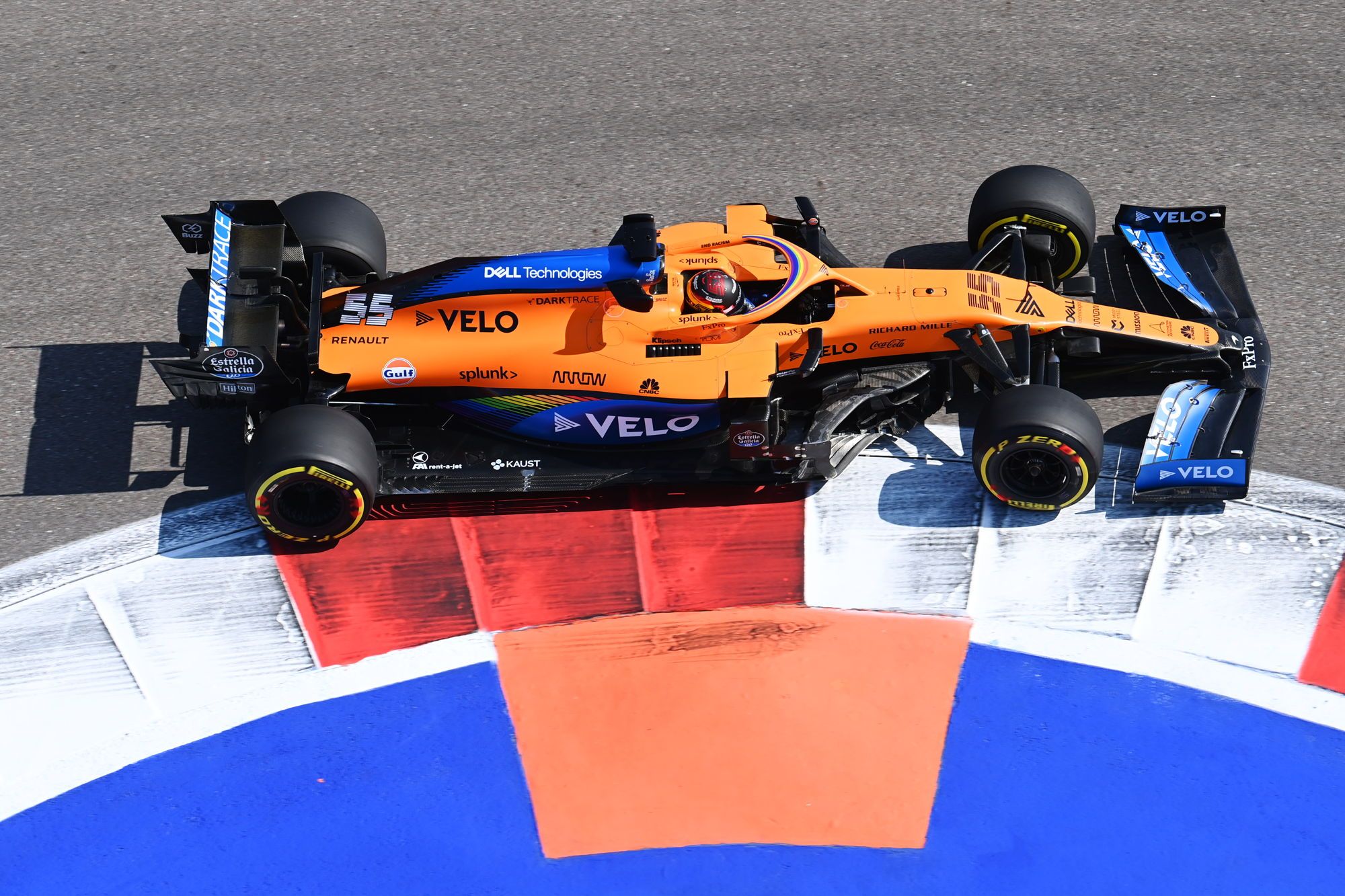 „McLaren“ galėjo užblokuoti C. Sainzo perėjimą į „Ferrari“