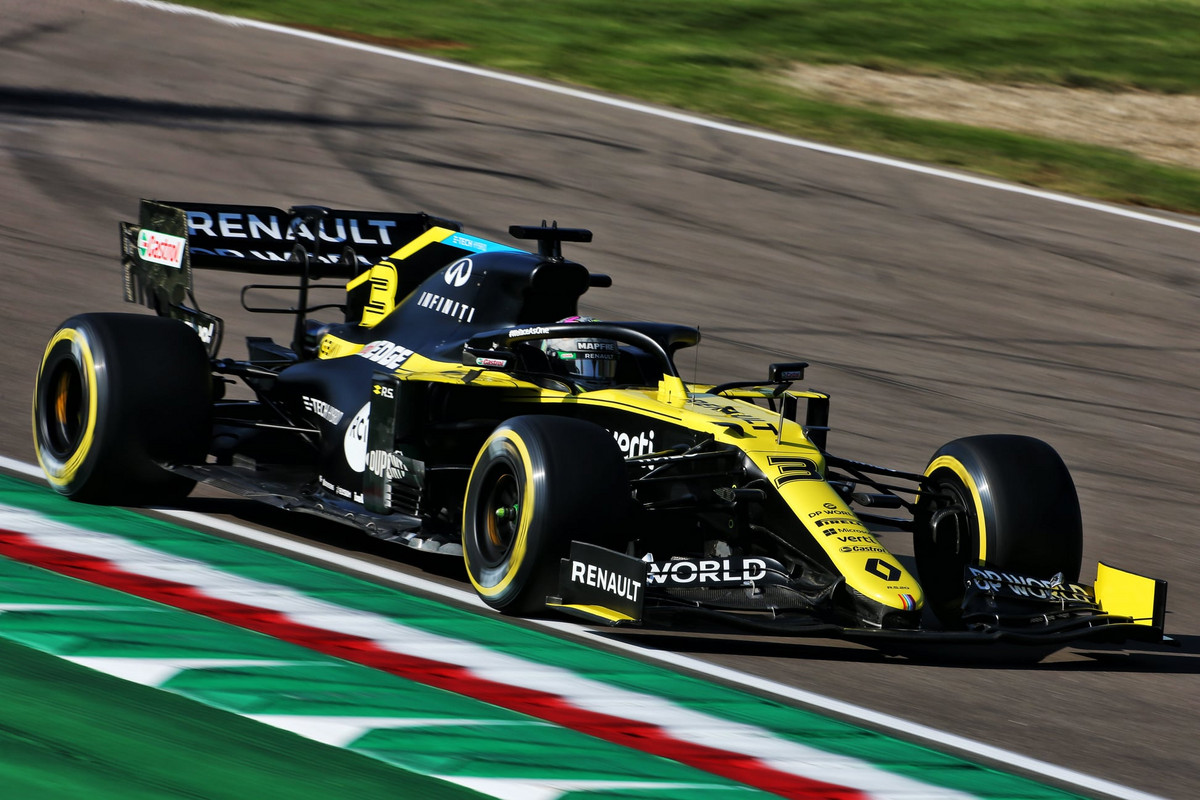 D. Ricciardo: keistos buvo lenktynės