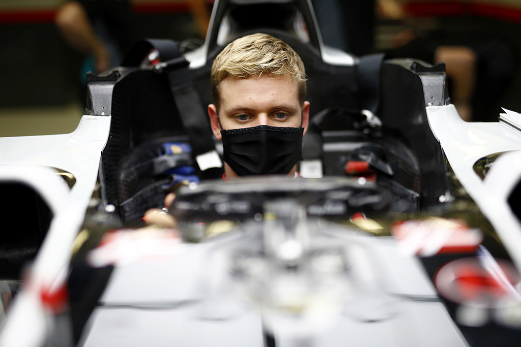 J. Buttonas tiki M. Schumacherio sėkme „Formulėje-1“