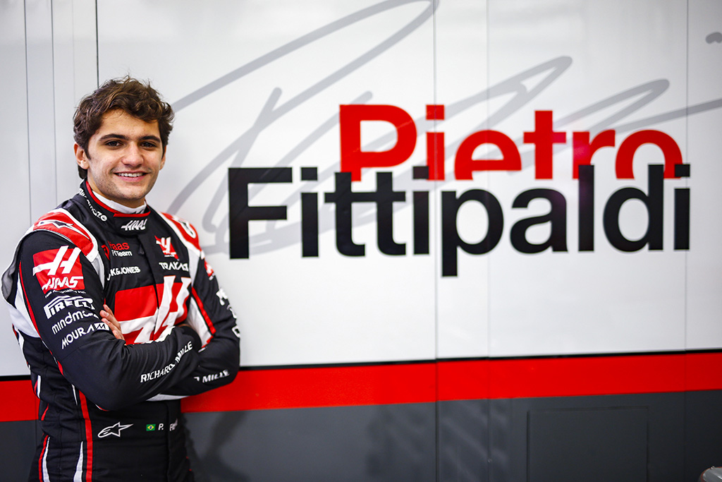 P. Fittipaldi lenktyniaus už „Haas“, jei Micką pakviestų „Ferrari“