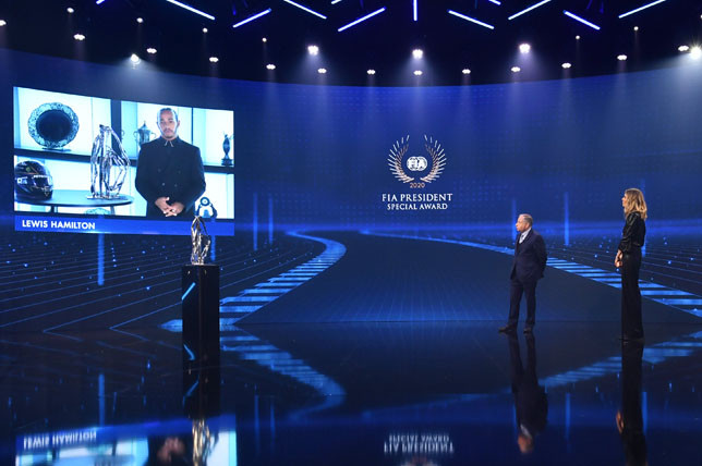 L. Hamiltonas atvyks į FIA apdovanojimų ceremoniją