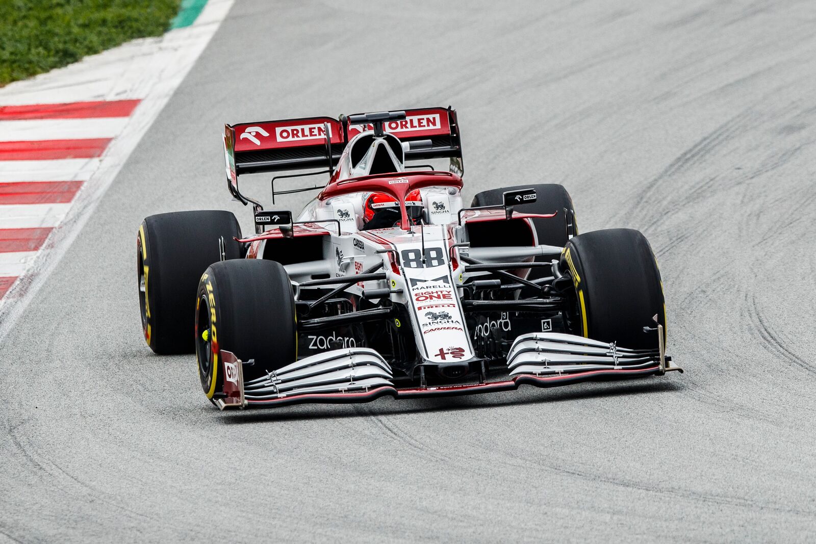 Ispanijos GP treniruotėse ir bandymuose „Alfa Romeo“ bolidą pilotuos R. Kubica