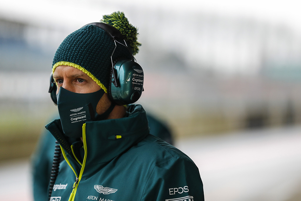 S. Vettelis: „Mercedes“ turi vienodą požiūrį į klientus