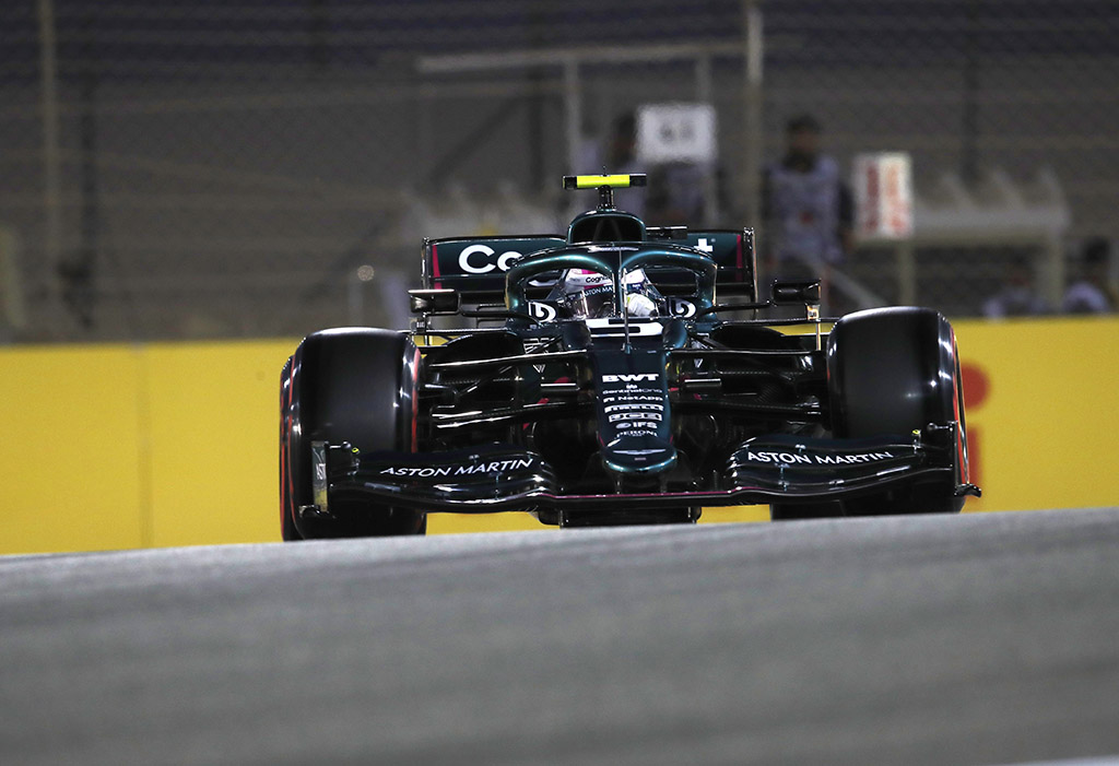 „Aston Martin“ nekelia problemų dėl S. Vettelio nesėkmės