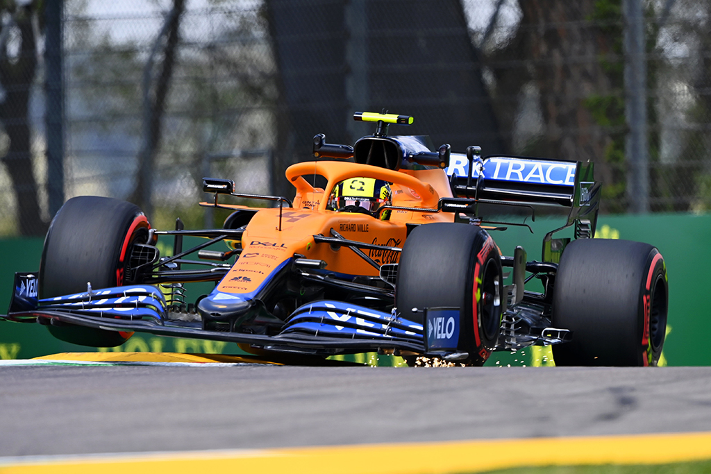 C. Sainzas: „McLaren“ Azerbaidžane bus stipresnė