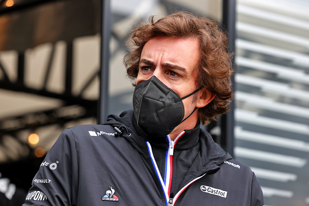 F. Alonso pavargo nuo klausimų apie amžių