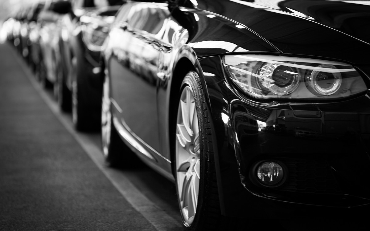 Lietuvoje atliekami tyrimai dėl nelegalios prekybos automobiliais