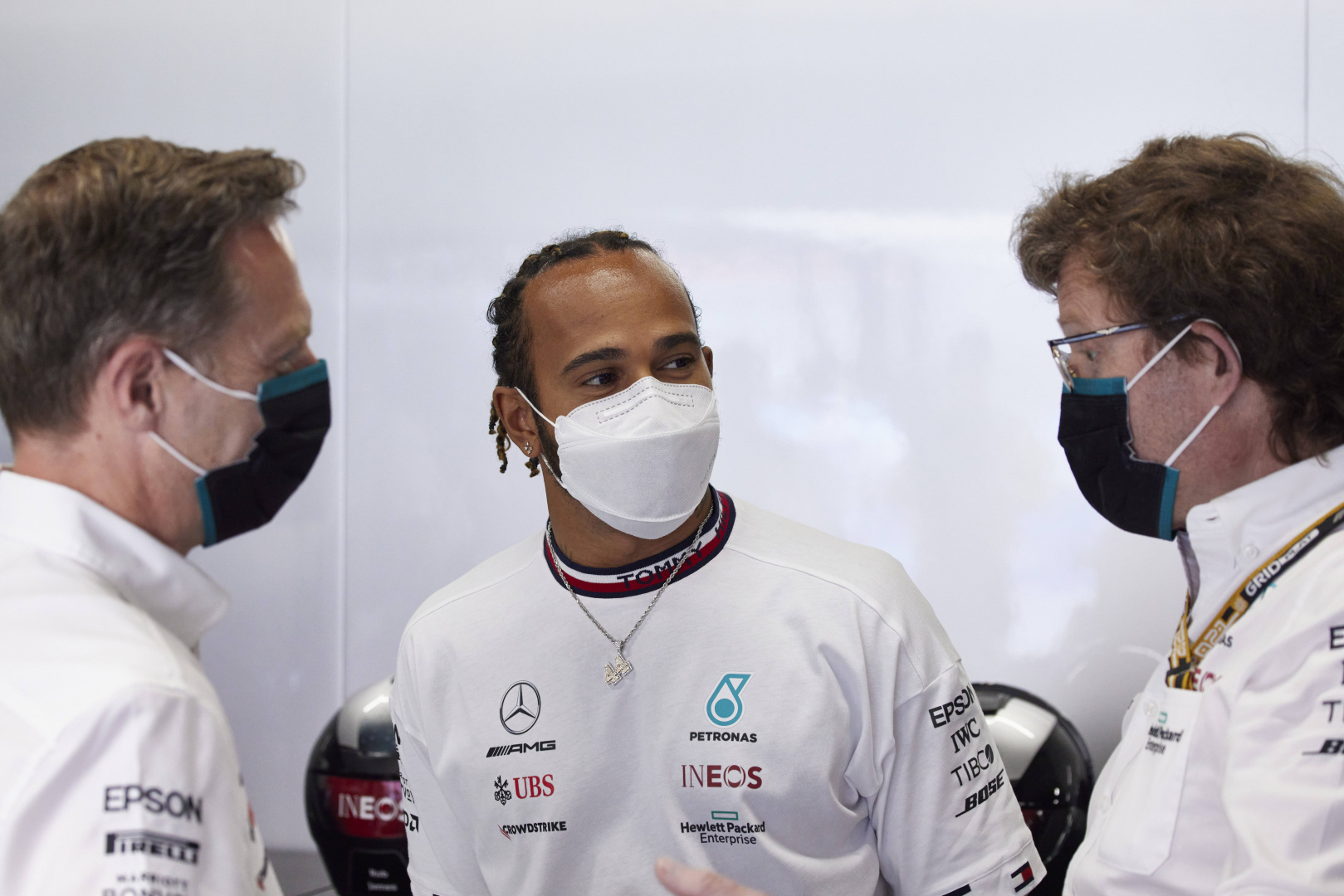 L. Hamiltonas: po tragiškos kvalifikacijos - pergalė lenktynėse neįmanoma