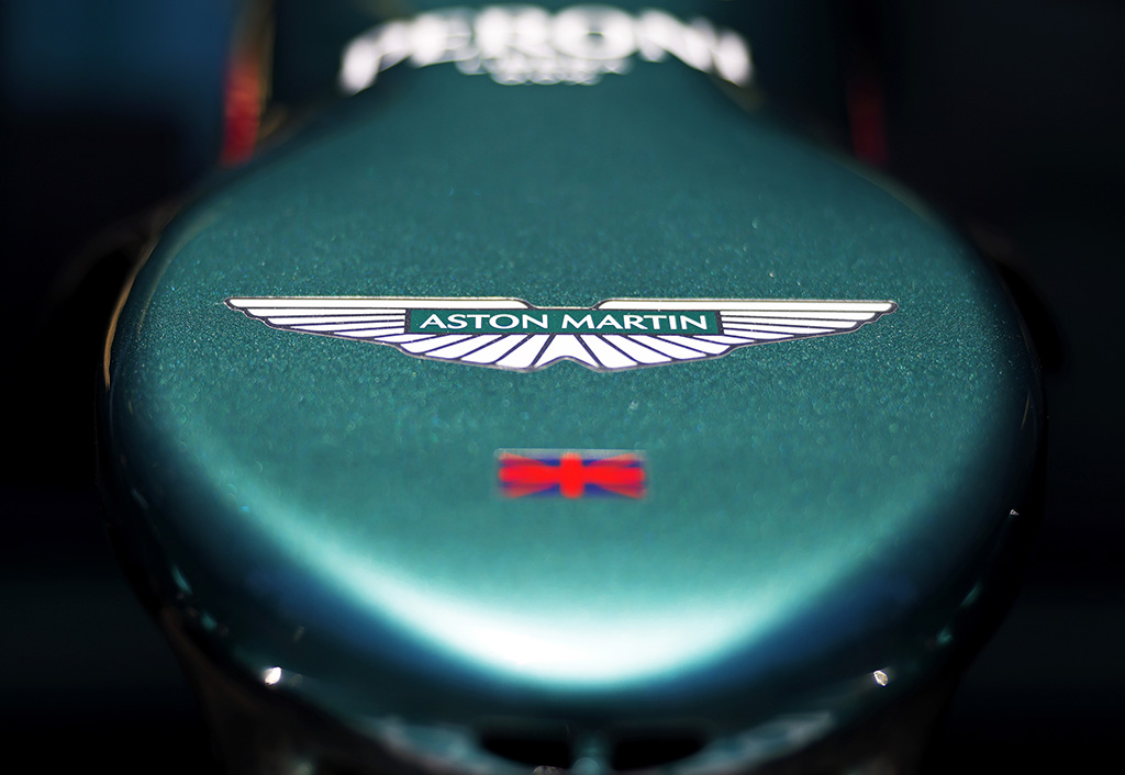 „Aston Martin“ pasamdys dar 200 darbuotojų