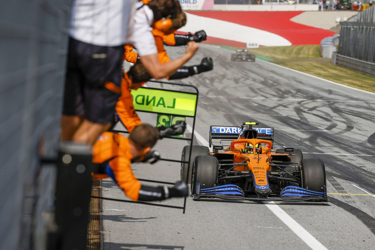 A. Seidlas: „McLaren“ komanda kitąmet nekovos dėl čempionų titulų