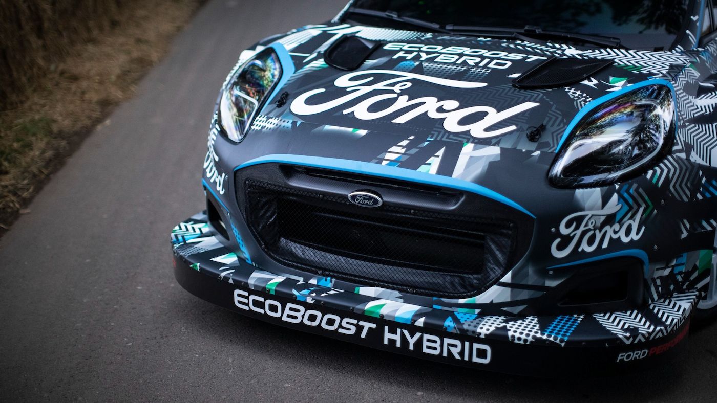 WRC. „M-Sport“ pristatė hibridinį „Puma“ automobilį