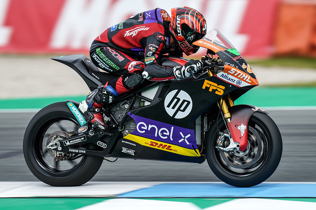 MotoE. Lenktynės Misano trasoje baigėsi J. Torreso pergale