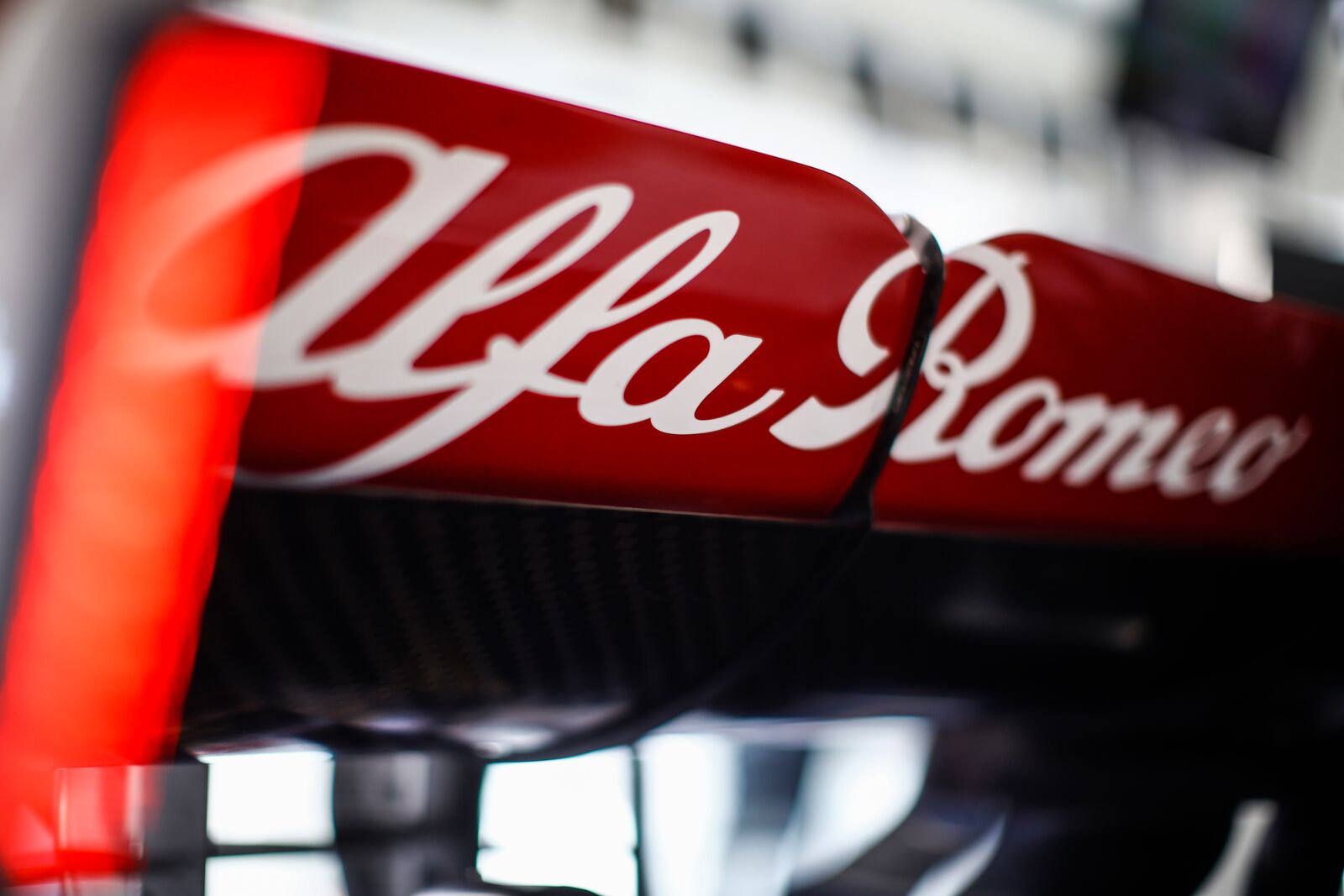 „Alfa Romeo“ nutrauks partnerystę su „Sauber“