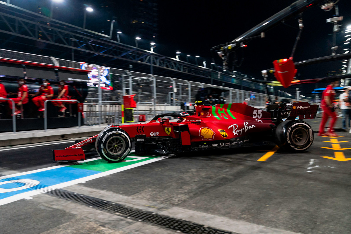 M. Binotto: „Ferrari“ daug nusileidžia lyderiams