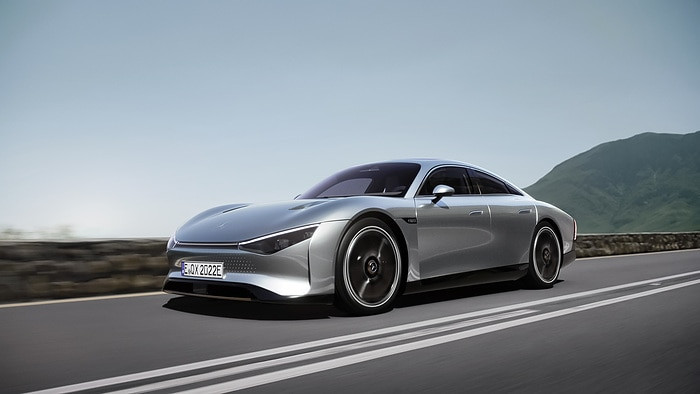 „Mercedes“ pristatė elektromobilį rekordininką: 1000 km vienu įkrovimu