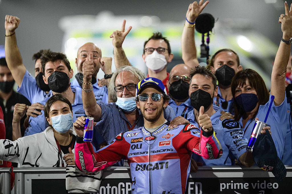 MotoGP. Naujasis sezonas prasidėjo E. Bastianini triumfu Katare