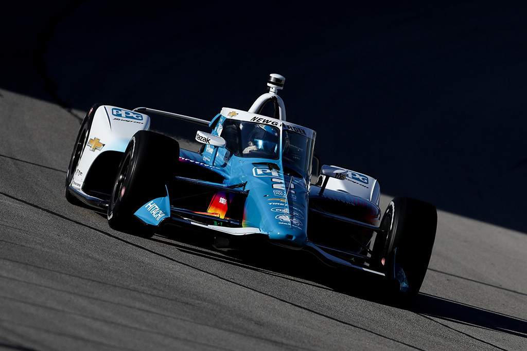 IndyCar. Teksase pergalę paskutiniuose centimetruose išplėšė J. Newgardenas