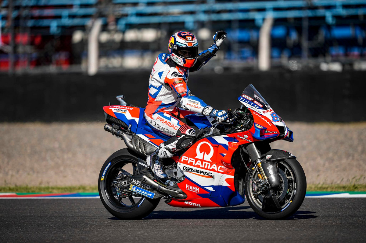 MotoGP. Ostine - „Ducati“ dominavimas ir J. Martino „pole“