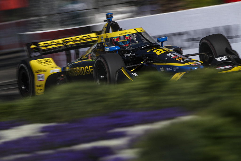 IndyCar. Long Beache „pole“ iškovojo C. Herta, o R. Grosjeanas patyrė avariją