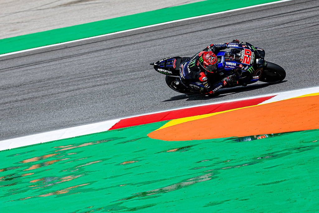 MotoGP. Portugalijoje pirmą pergalę sezone iškovojo F. Quartararo