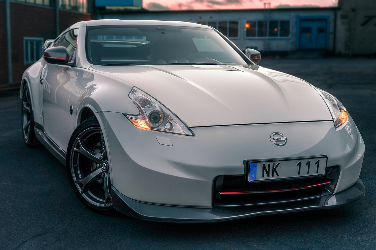 „Nissan“ akcijos smuktelėjo 5 procentais