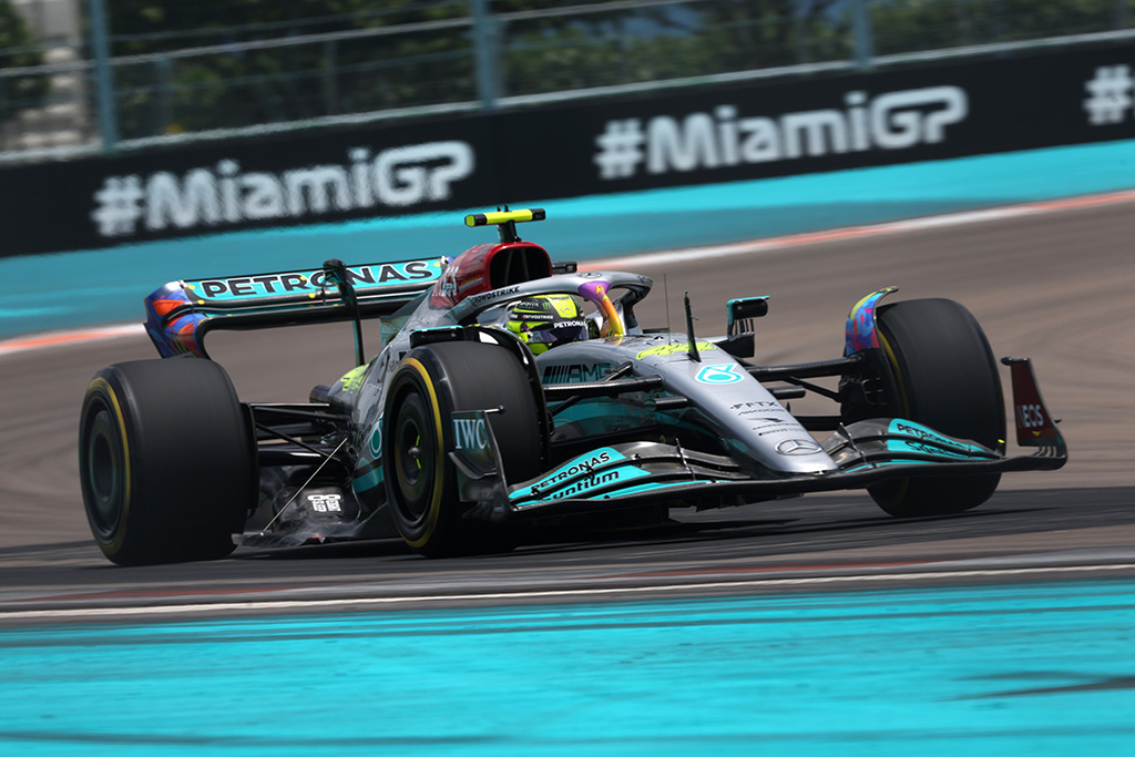 L. Hamiltonas: per penkias lenktynes nepasistūmėjome į priekį