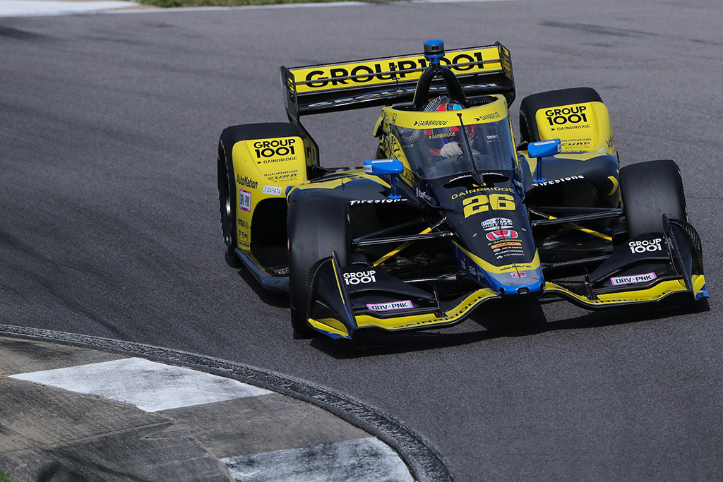 IndyCar. Chaosas Indianapolyje baigėsi C. Hertos pergale