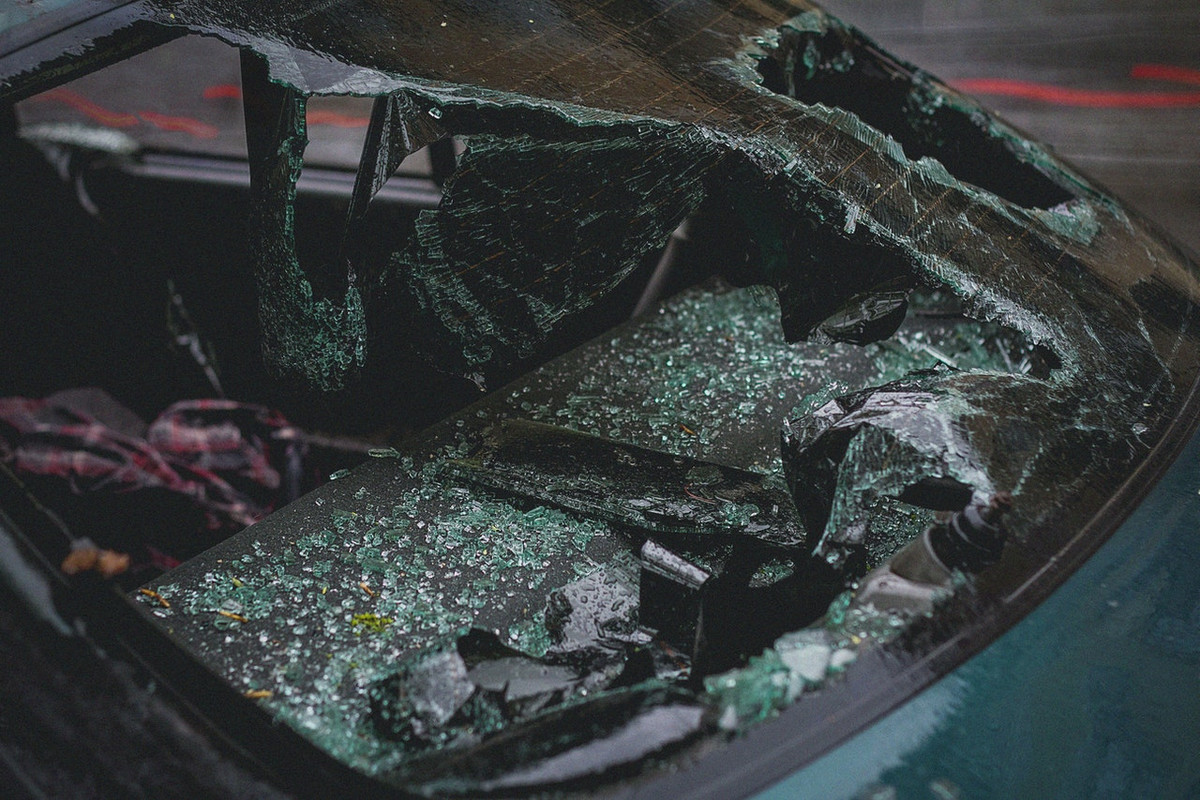 Griebiasi šiaudo: Rusija dėl sankcijų sumažino automobilių saugos standartus