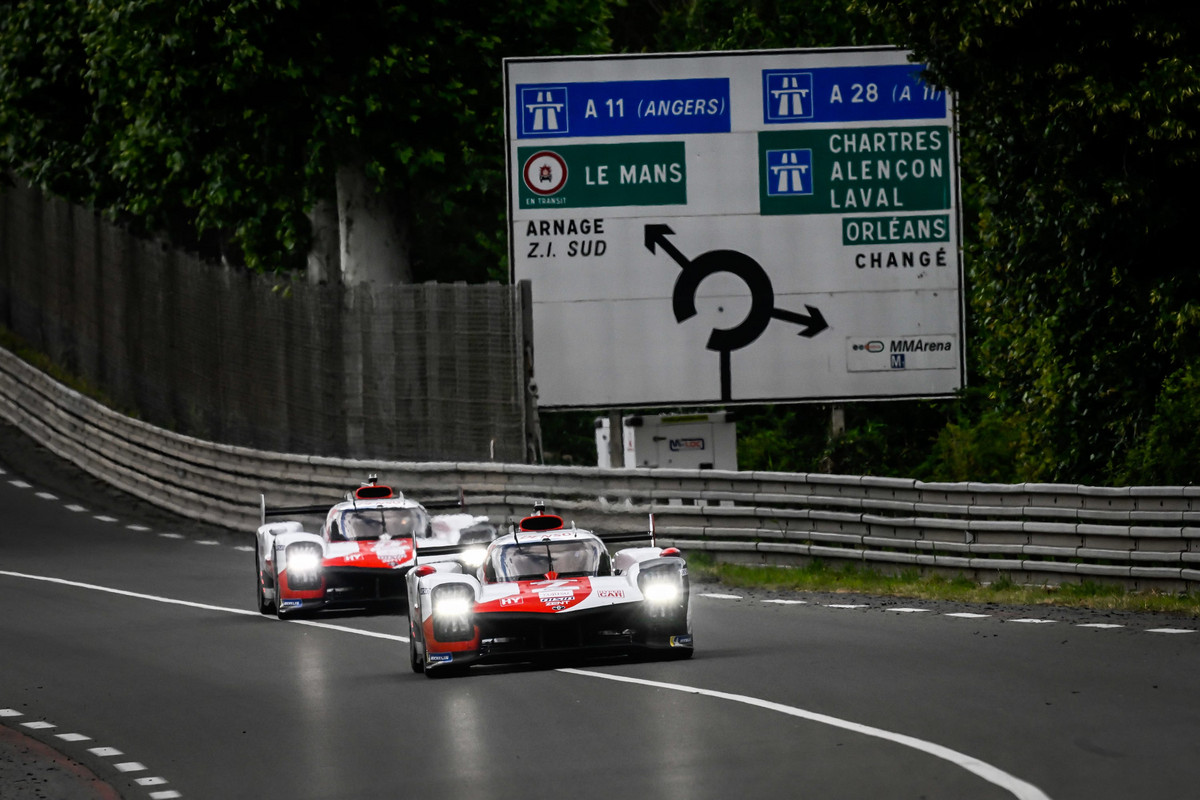 WEC. Le Mane surengtoje kvalifikacijoje greičiausias K. Kobayashi