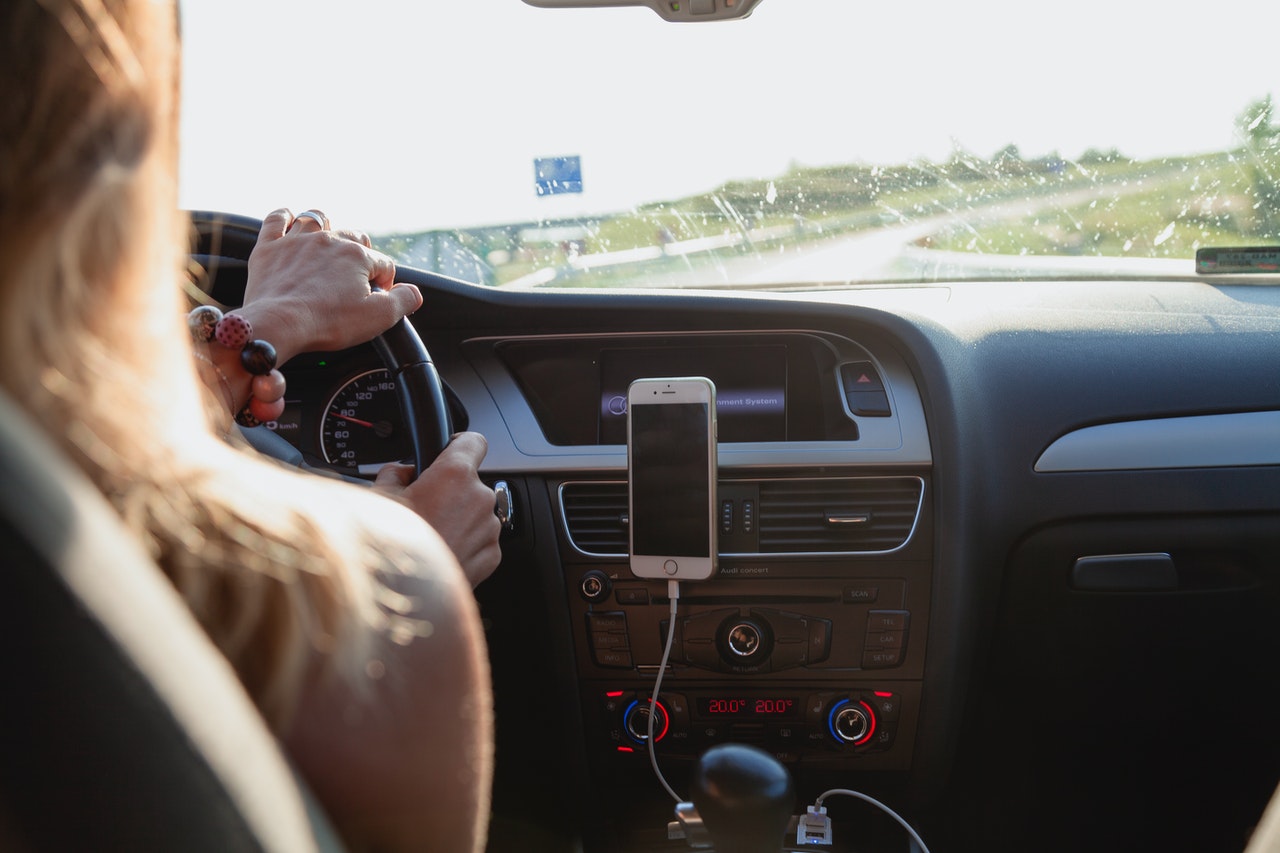 VRM siūlo vairuotojo pažymėjimo galiojimo trukmę tiesiogiai susieti su medicininės pažymos