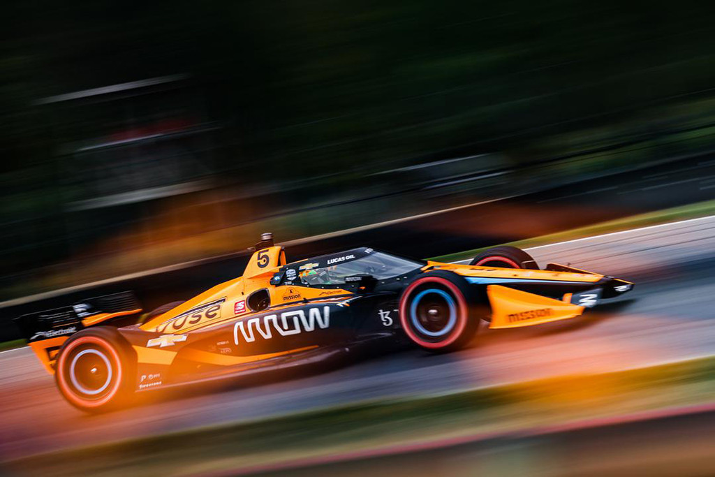 IndyCar. Mid-Ohajuje „pole“ iškovojo P. O‘Wardas, o D. Malukas buvo greičiausias tarp naujokų