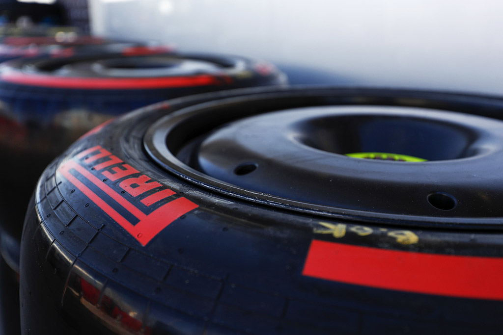 2023 metais „Pirelli“ siūlys šešias „slick“ padangų rūšis