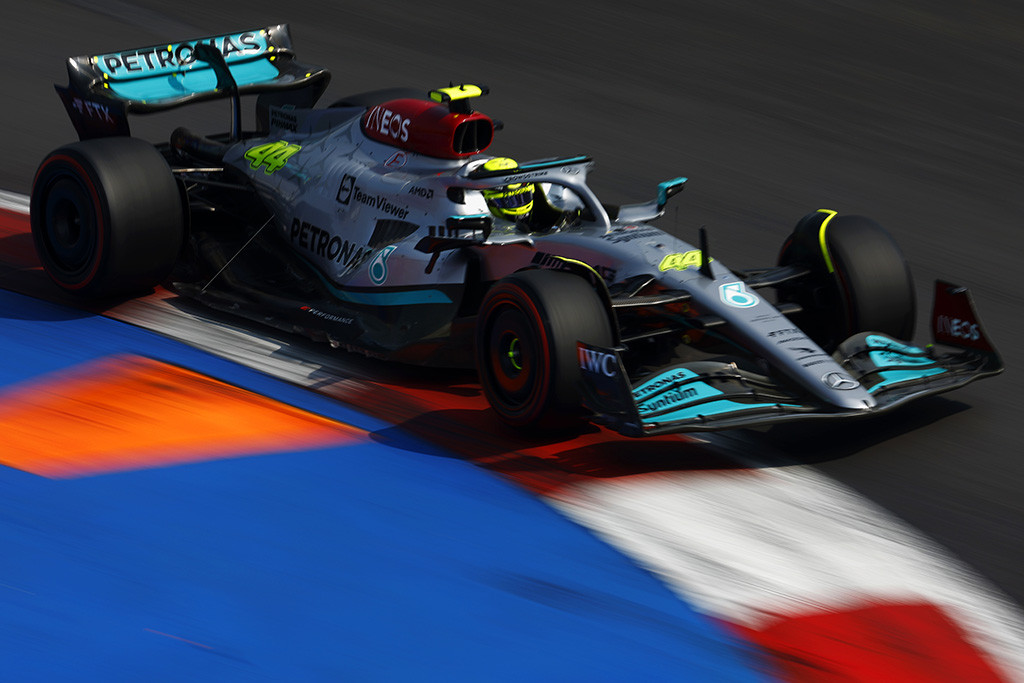 „Mercedes“ nesitiki būti stipri Brazilijoje