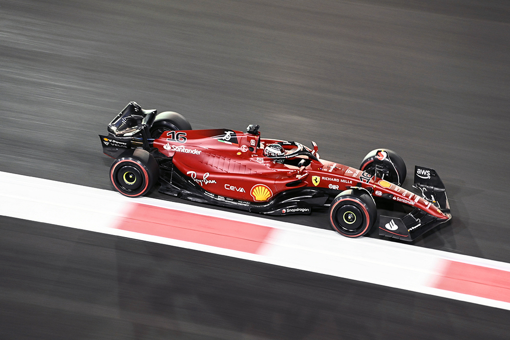 Skelbiami pirmieji gandai apie „Ferrari“ ir „Red Bull“ bolidus
