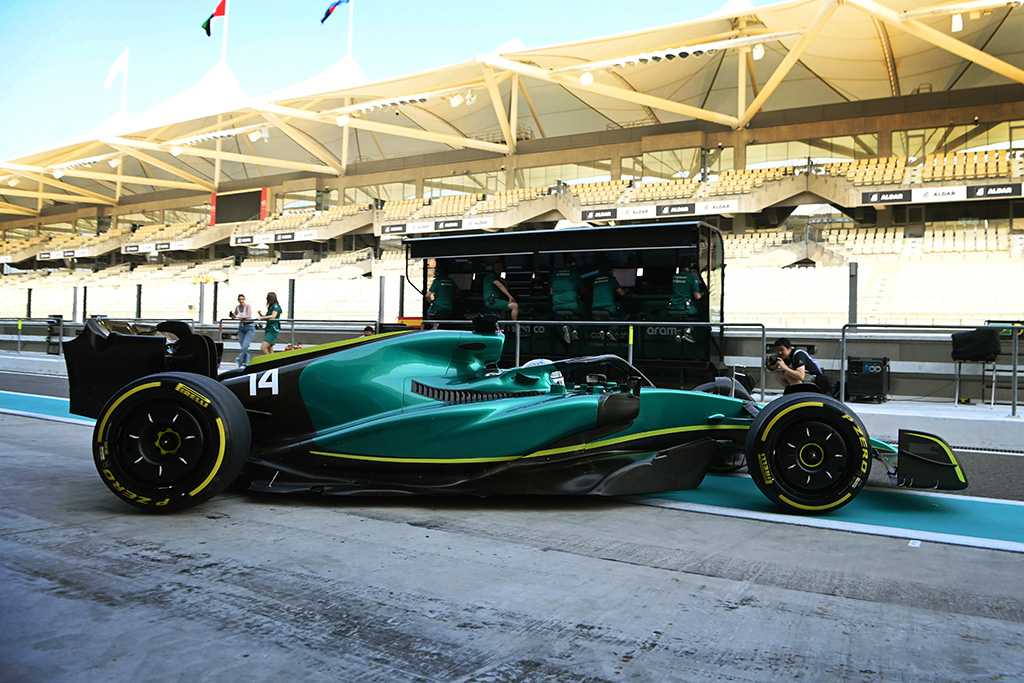 F. Alonso patenkintas sprendimu pereiti į „Aston Martin“