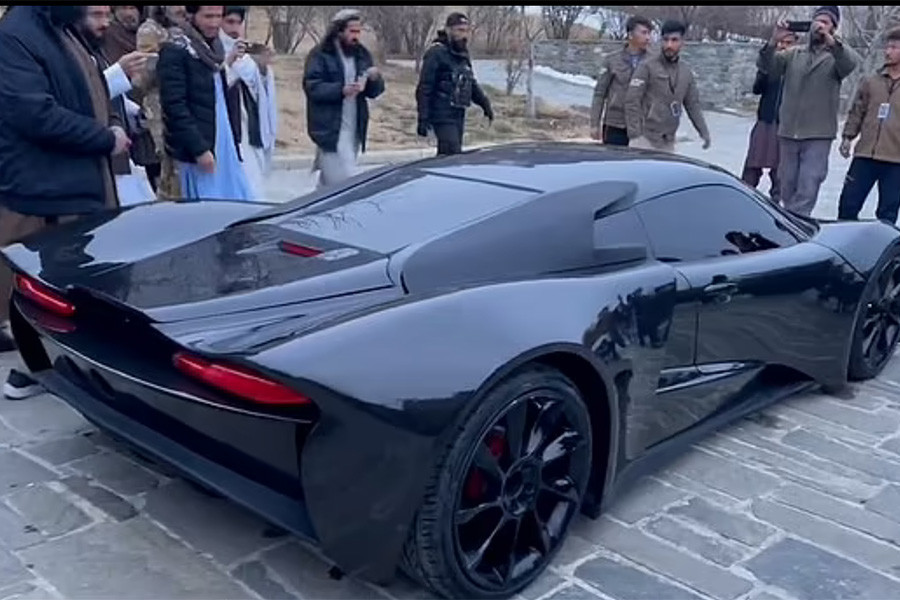 Talibai sukūrė superautomobilį