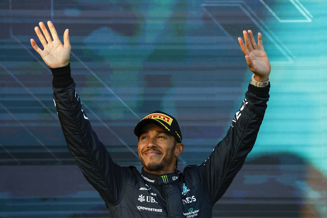 Dienos lenktynininkas L. Hamiltonas: koks puikus rezultatas mūsų komandai