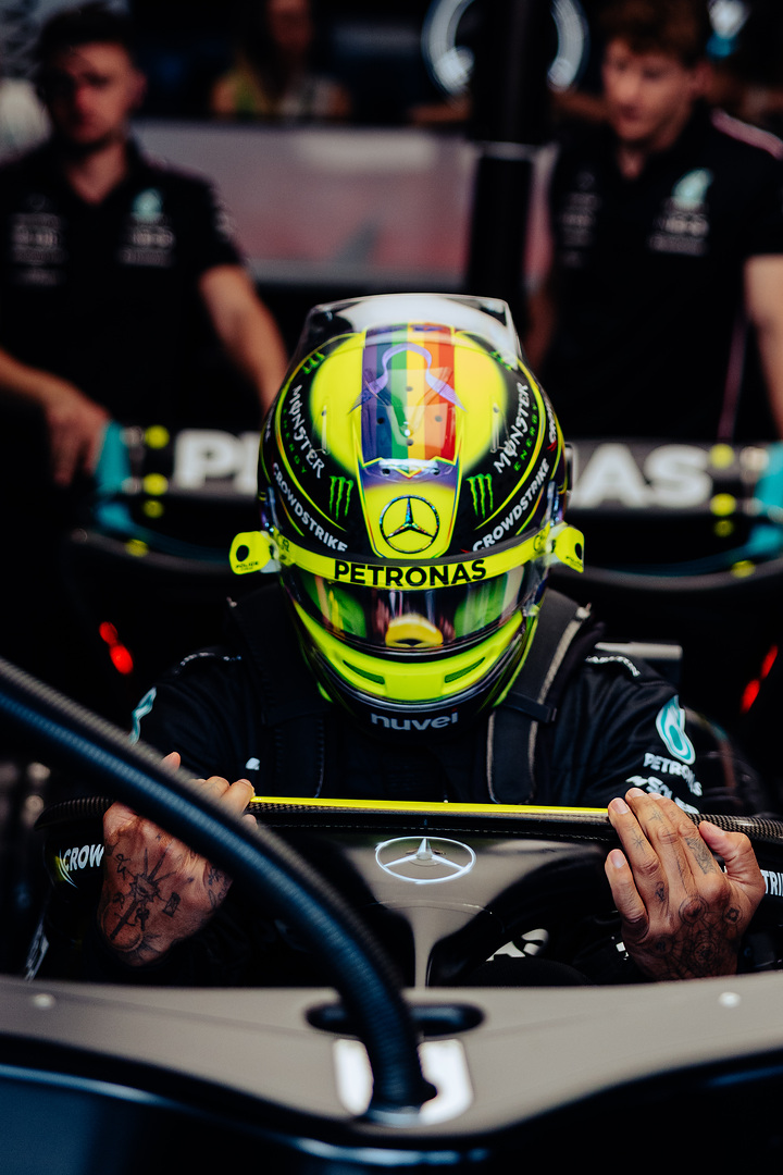 N. Rosbergas po kvalifikacijos negailėjo pagyrų Hamiltonui