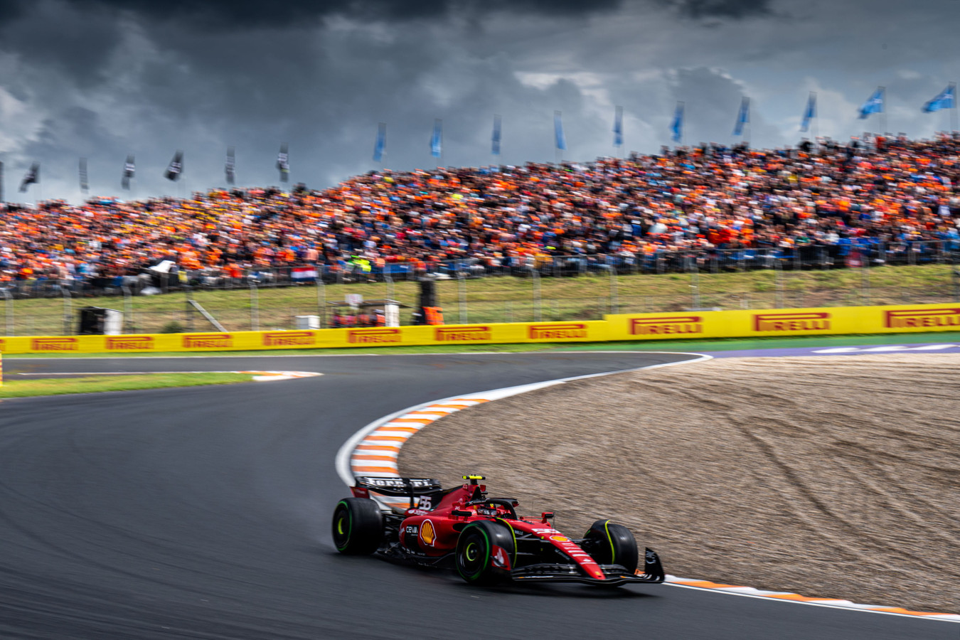 C. Sainzas: „Ferrari“ automobilis buvo šeštas pagal greitį