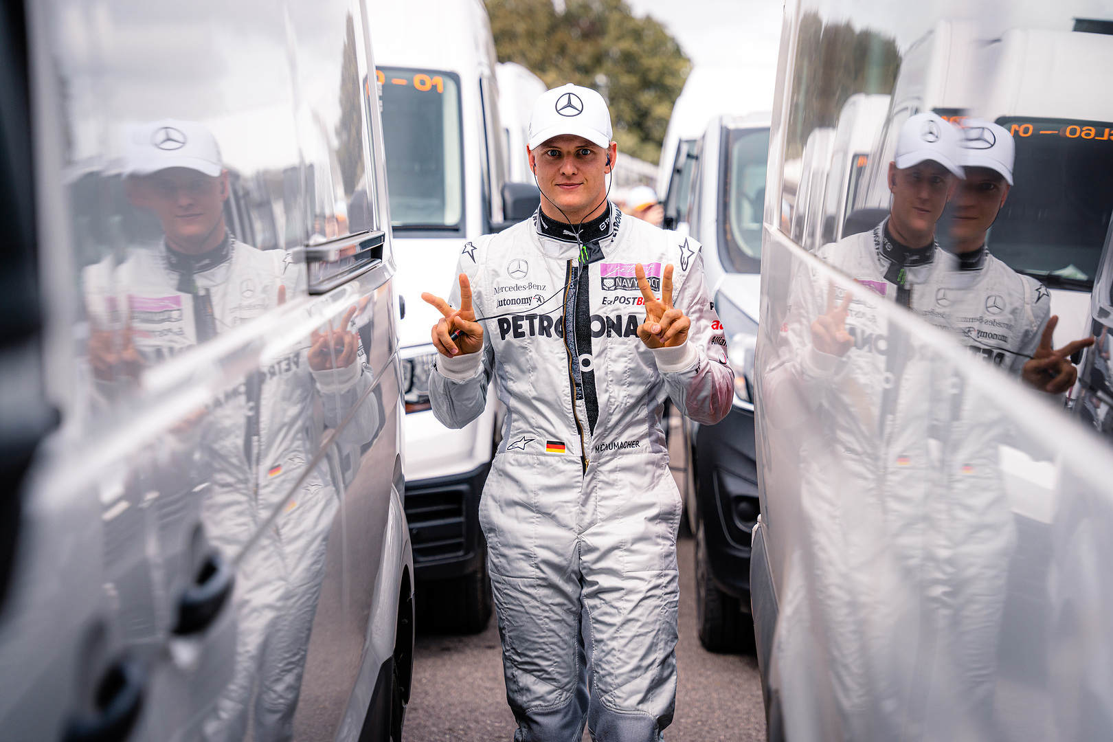 Perėjęs į kitą kategoriją, M. Schumacheris galėtų išsaugoti vietą „Mercedes“