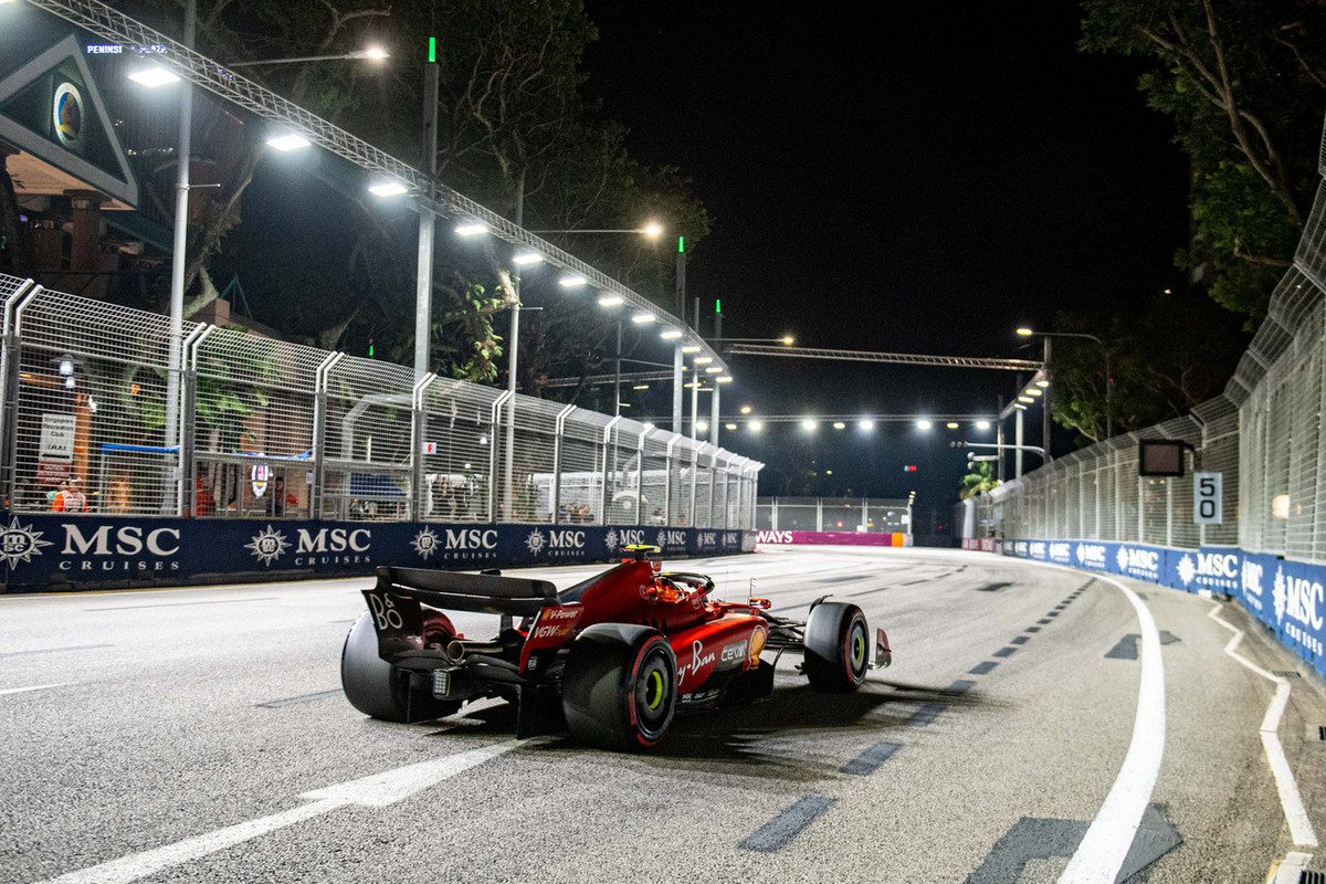 Singapūro GP: šeštadienio treniruotė